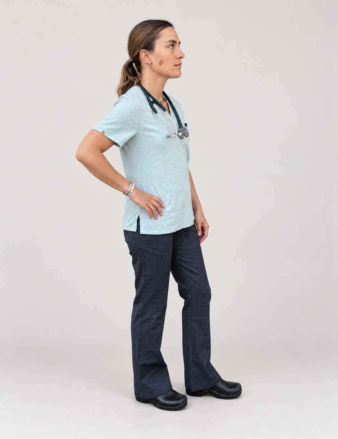 Avila Scrub Top and Tiana Scrub Pants, side outfit